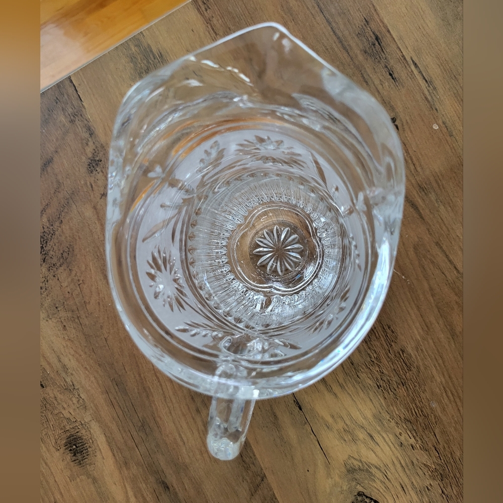Crystal Pitcher - Picture 4 of 9